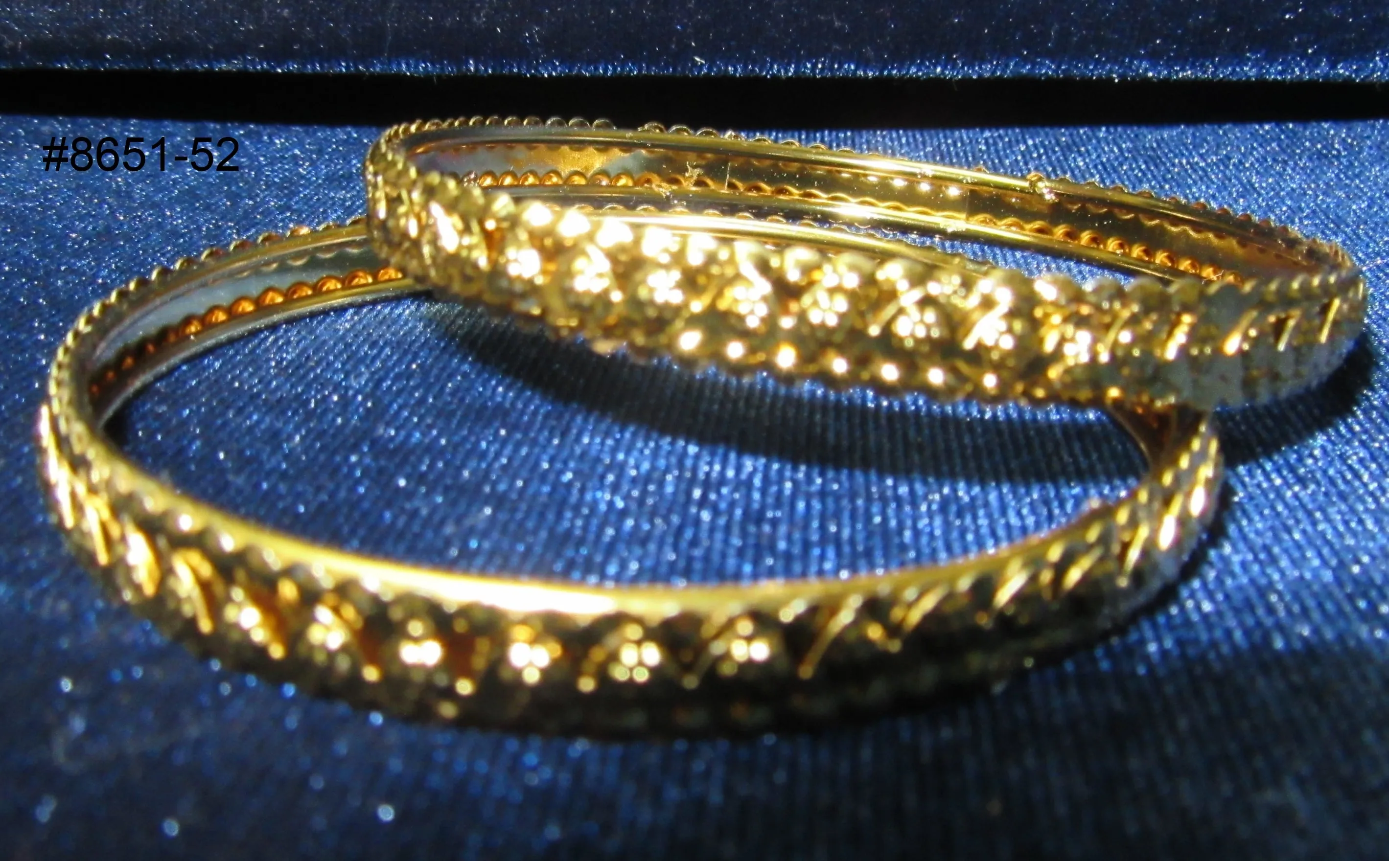 Bangles 8652 Golden Indian Set of Kadra and Bangles