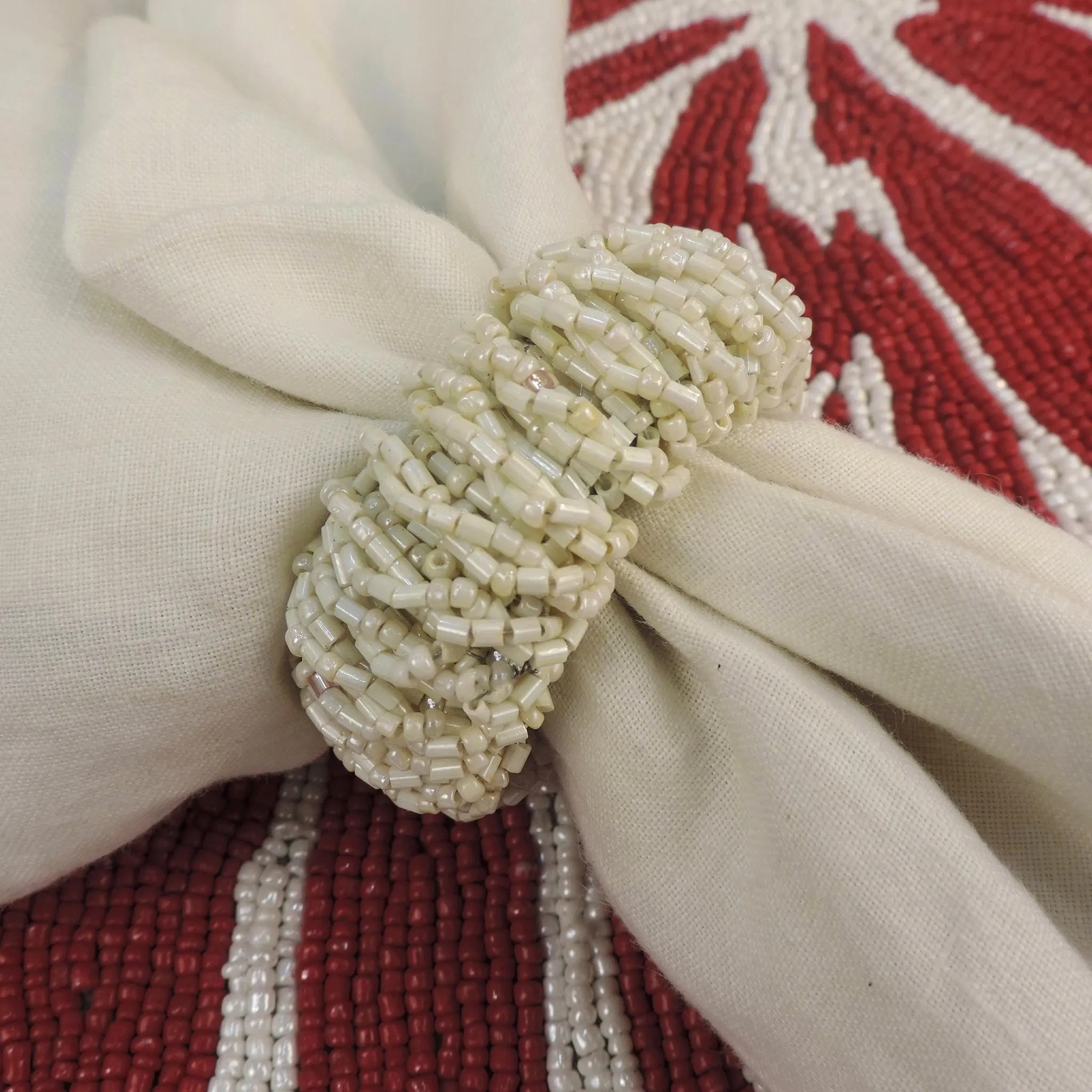 Bling-Bling Napkin Ring in White, Set of 4