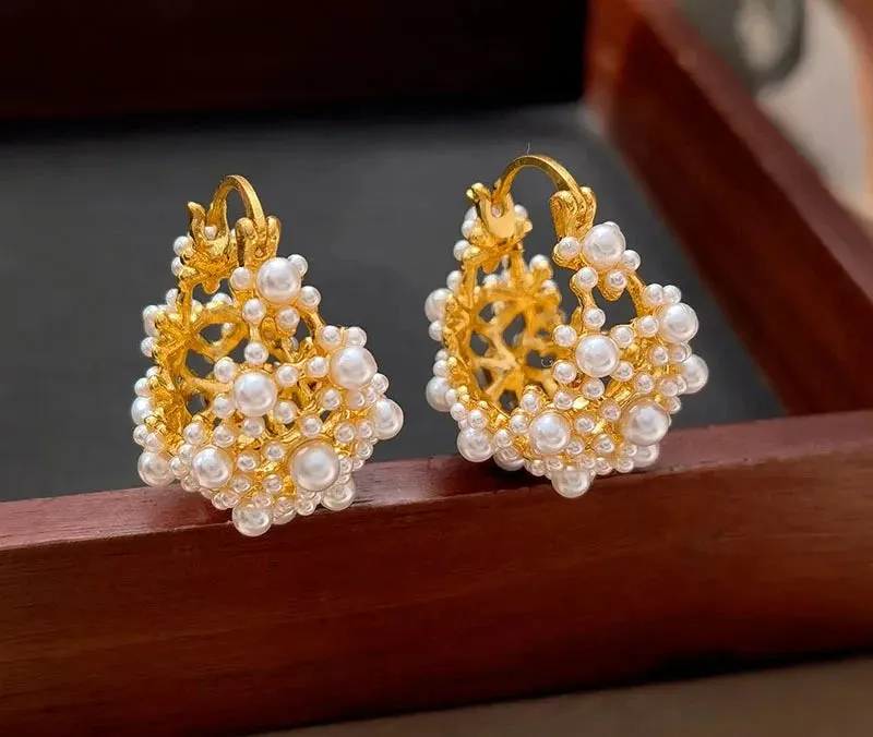 VAIGE Elegant Floral Pearl Hoop Earrings